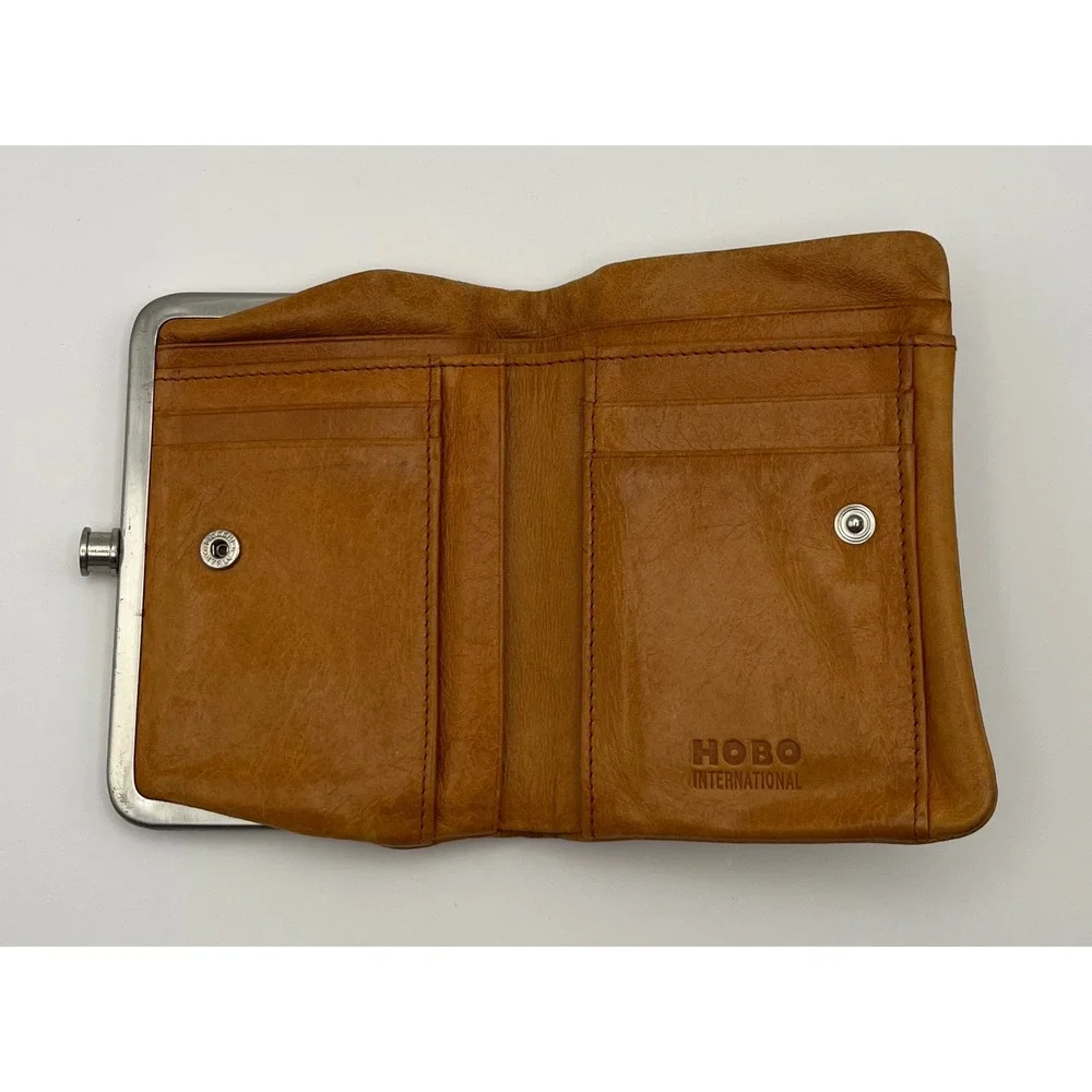 Hobo International Tan Leather Lauren Bifold Kiss Lock Wallet Floral Lining 4x5